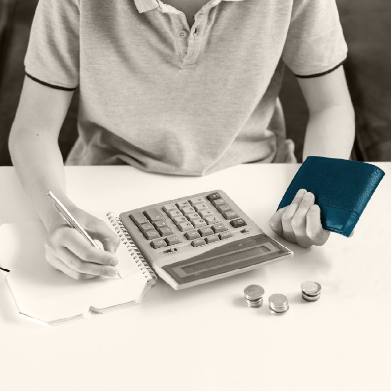 7 Financial Wellness Tips for Teens